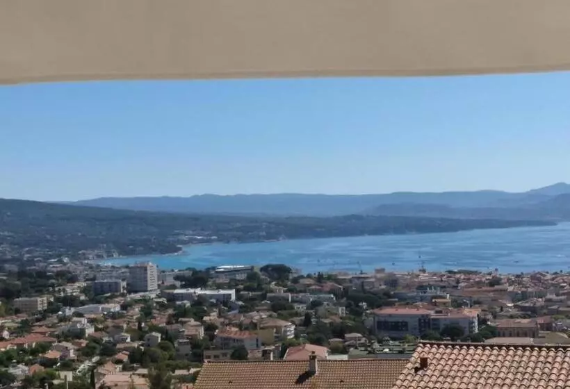 Aamiaismajoitus (B&B) Le Spot 577- Adults Only