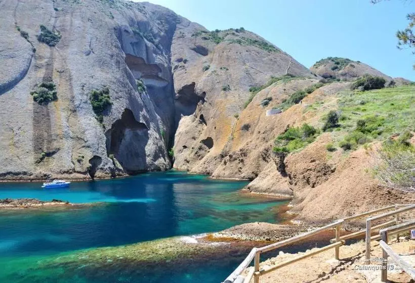 Aamiaismajoitus (B&B) Le Spot 577- Adults Only