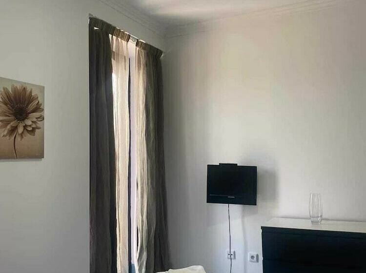 فندق Al & Snack Bar éden