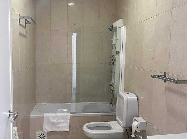 فندق Al & Snack Bar éden