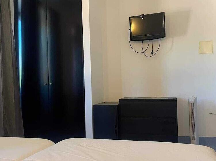 فندق Al & Snack Bar éden