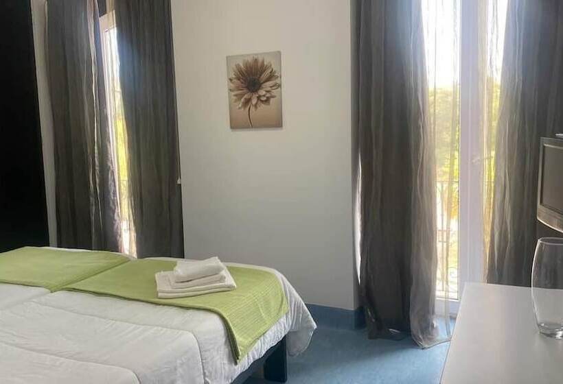 فندق Al & Snack Bar éden