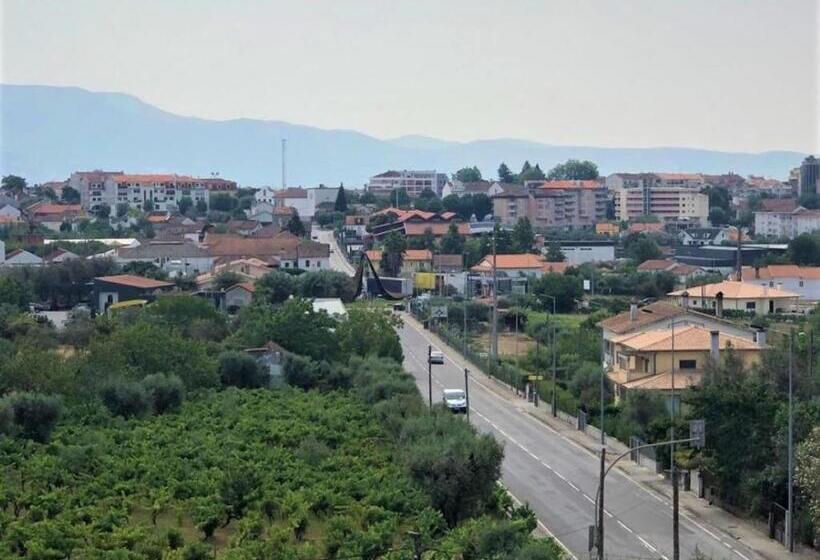 בית מלון כפרי Jp Village