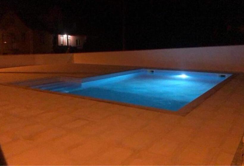 בית מלון כפרי Jp Village