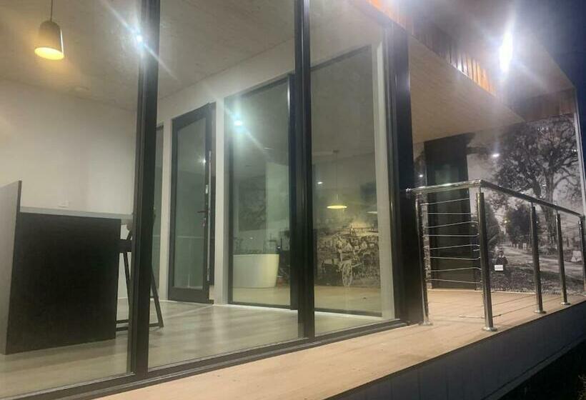 בית מלון כפרי Softfoot Farm Luxury Retreats