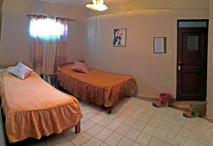 פנסיון Casa Discreta Cochabamba