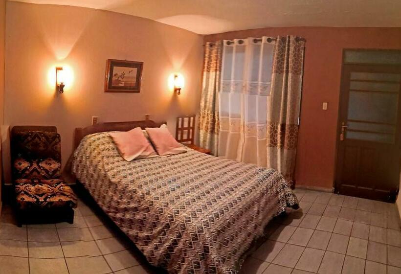 بنسيون Casa Discreta Cochabamba