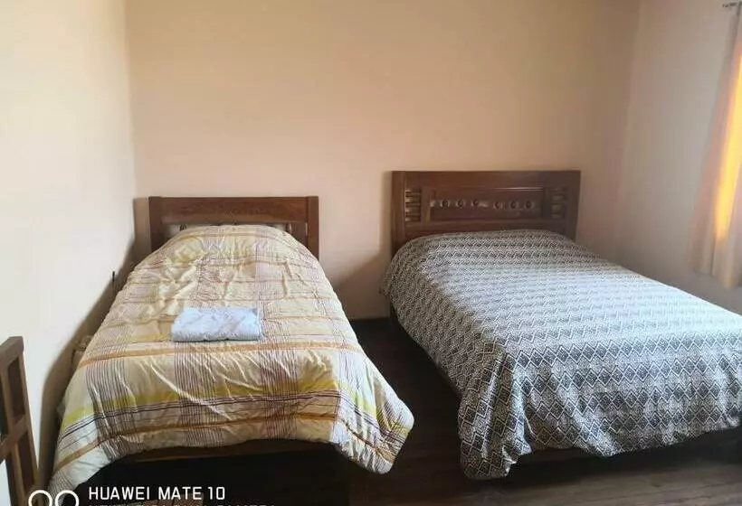 پانسیون Casa Discreta Cochabamba
