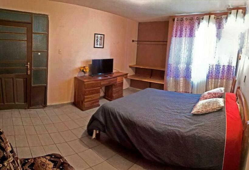 פנסיון Casa Discreta Cochabamba