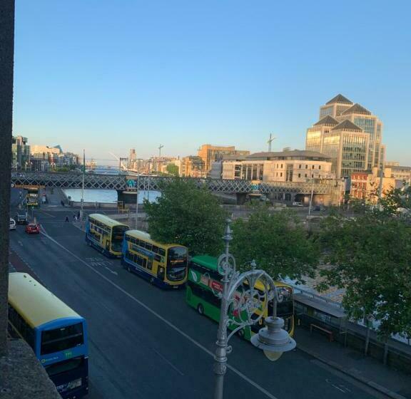 פנסיון City Centre Snug Private Room