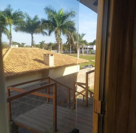 پانسیون Formosa Suites