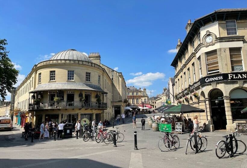 The Basement Flat Bath