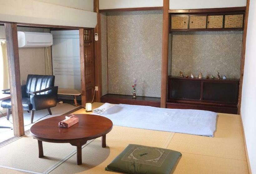 호스텔 Guesthouse Kojiya 暮らしをつくる宿 旧糀屋