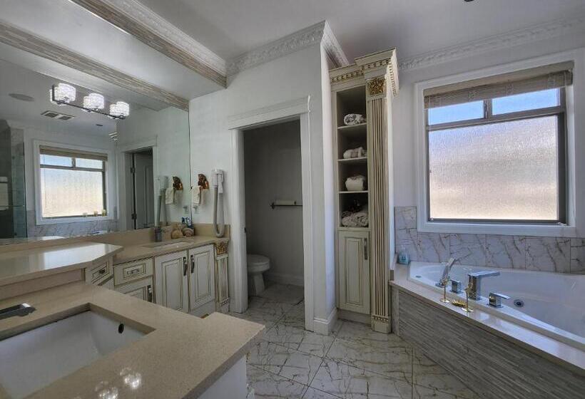 Szálló The Empress Palace