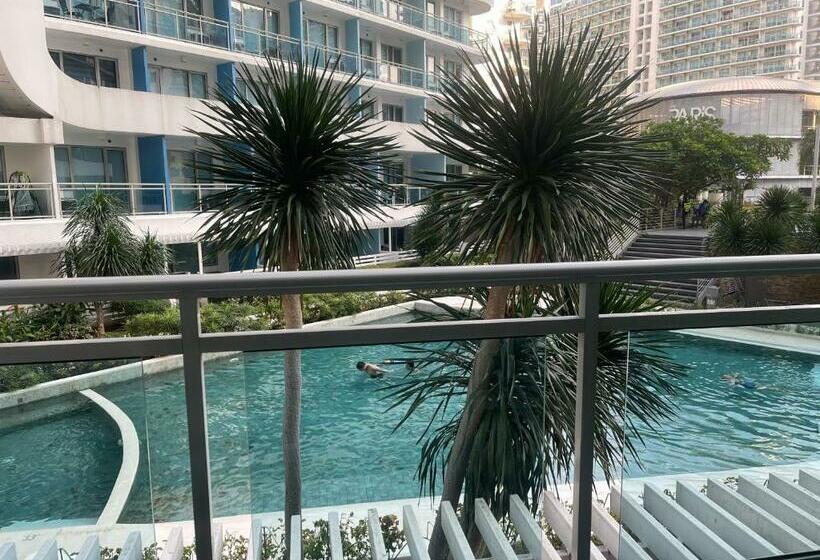 Azure 1br Apartment With Beach Pool Access Near Airport Pool View