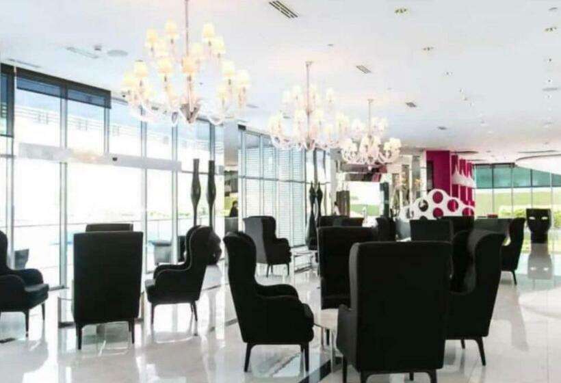 Azure 1br Apartment With Beach Pool Access Near Airport Pool View