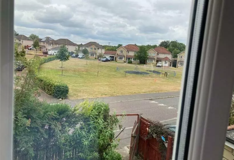 Aamiaismajoitus (B&B) Caledonia House