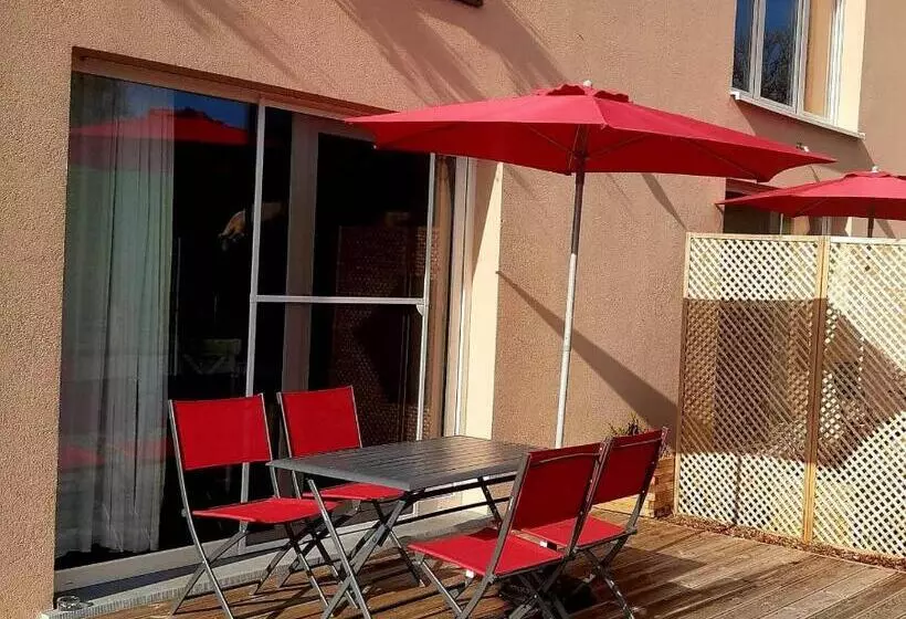 Aamiaismajoitus (B&B) Les Chambres De La Fontaine De Brul