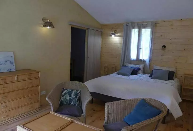 Aamiaismajoitus (B&B) Source Nature