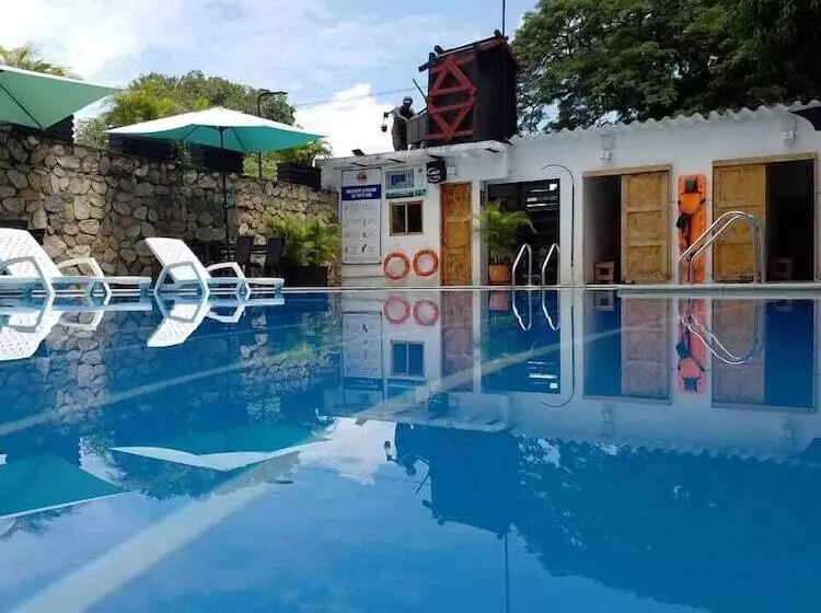 هتل Boutique Casa De Piedra