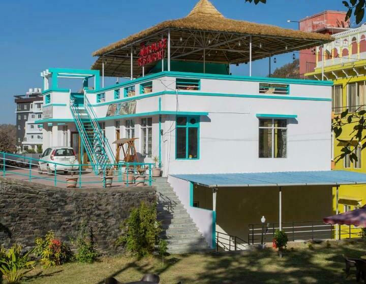 Отель Lb The Amar Palace