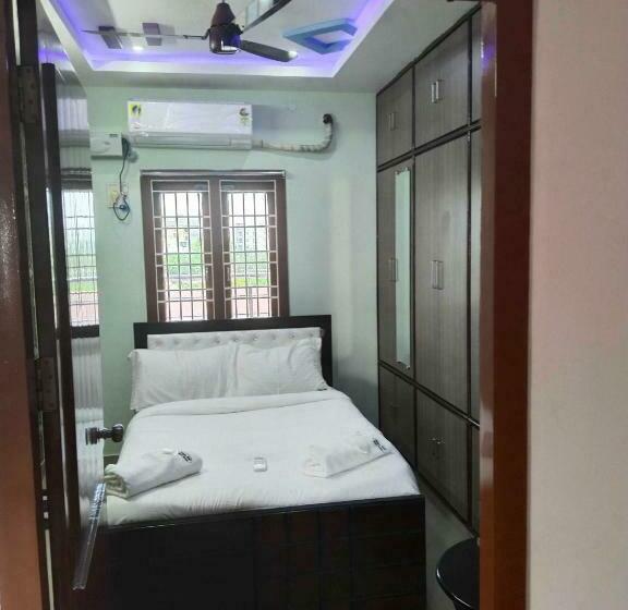 ホテル Pop 91870 Jayasai Guest Rooms