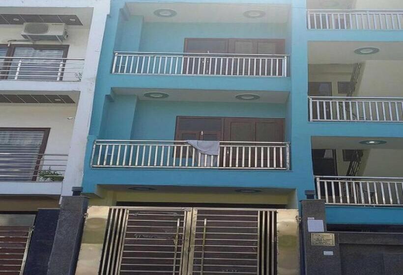 Hotel Spot On Boby Residency