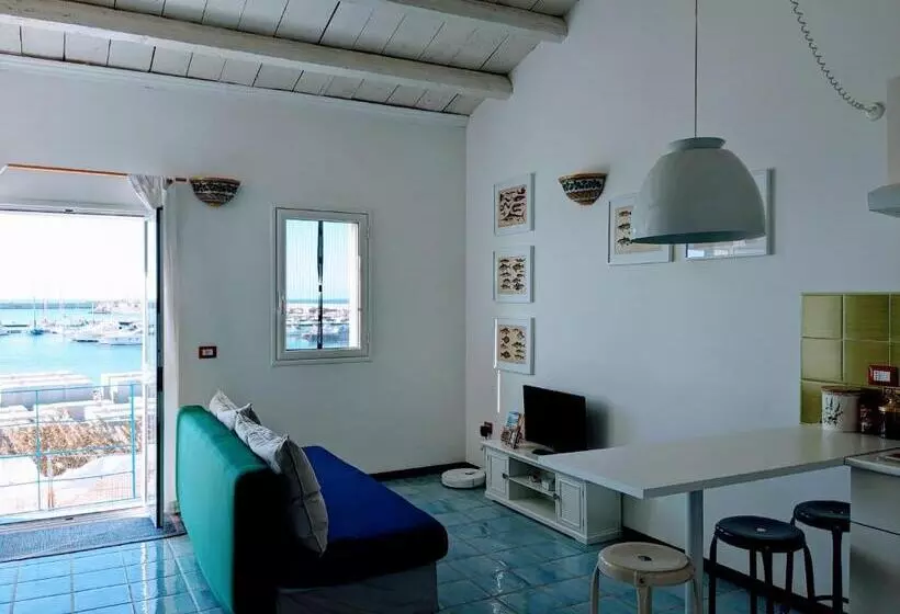 Le Dimore Del Pescatore Nel Porto Di Sciacca   La Nica