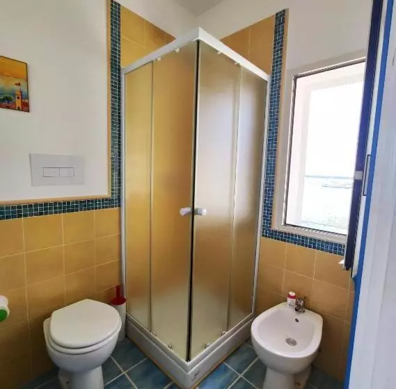 Le Dimore Del Pescatore Nel Porto Di Sciacca   La Nica