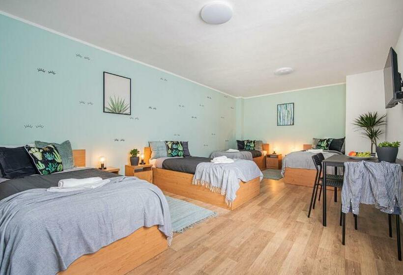 펜션 Penzion Village Peace #29 By Goodnite Cz U Libušky