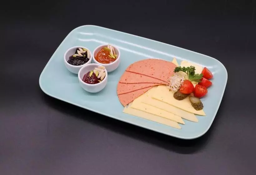 ペンション Seidenstrasse Hotel & Restaurant