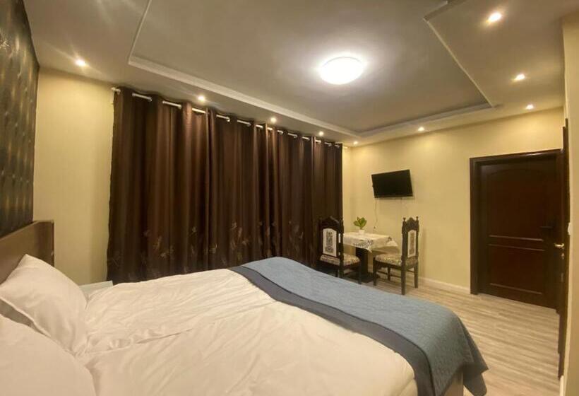 פנסיון Seidenstrasse Hotel & Restaurant