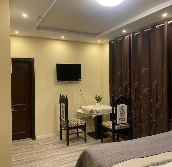 פנסיון Seidenstrasse Hotel & Restaurant