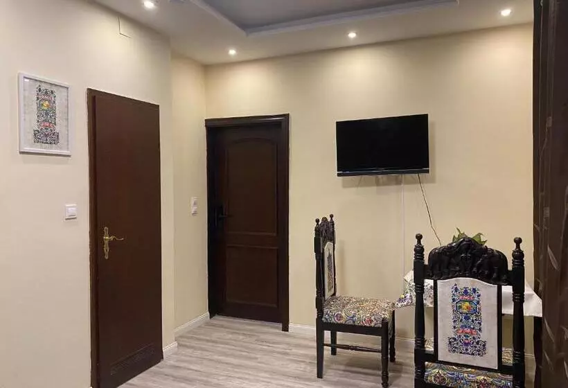 ペンション Seidenstrasse Hotel & Restaurant