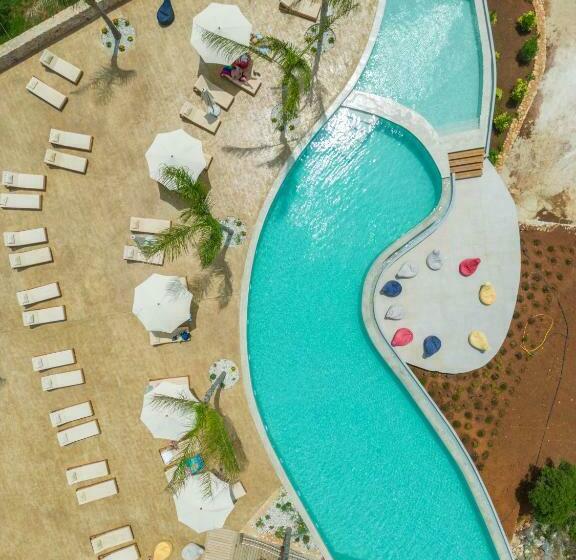 Arameras Beach Resort