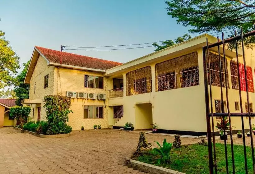 تختخواب و صبحانه Kilimanjaro Vines Retreat Home
