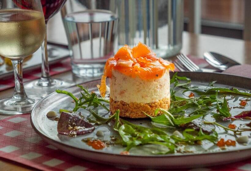 ホテル Auberge De Calendal