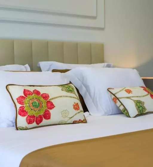 هتل Campo Do Rosmaninho