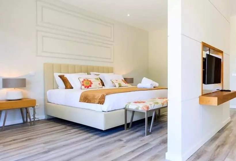 هتل Campo Do Rosmaninho