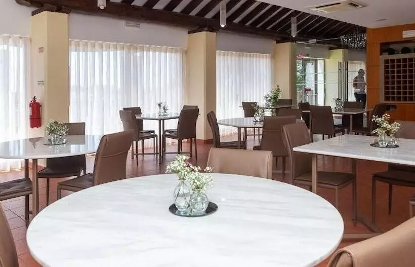 هتل Campo Do Rosmaninho