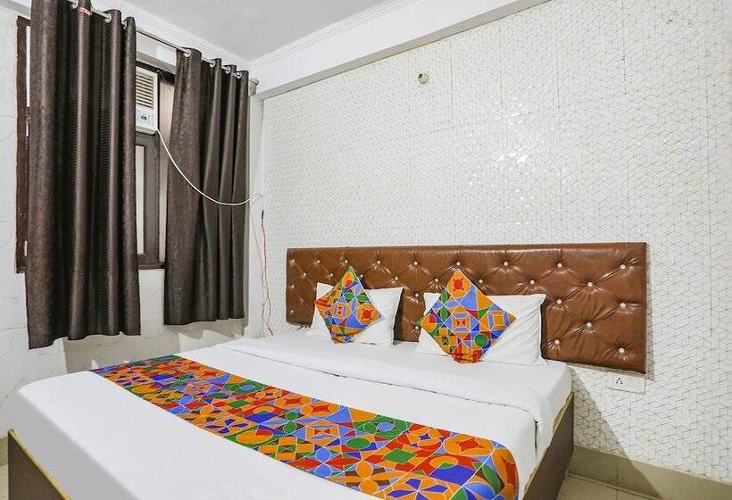 בית מלון כפרי Fabexpress Dream Town