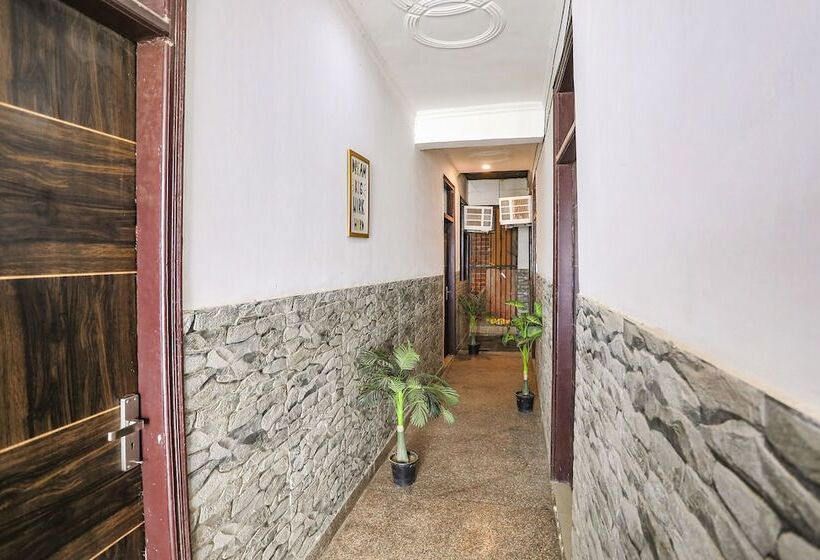 בית מלון כפרי Fabexpress Dream Town