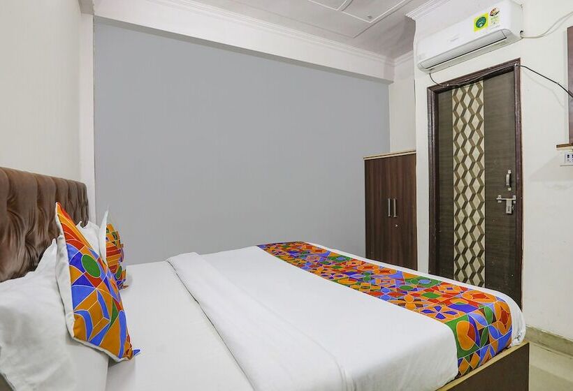 בית מלון כפרי Fabexpress Dream Town