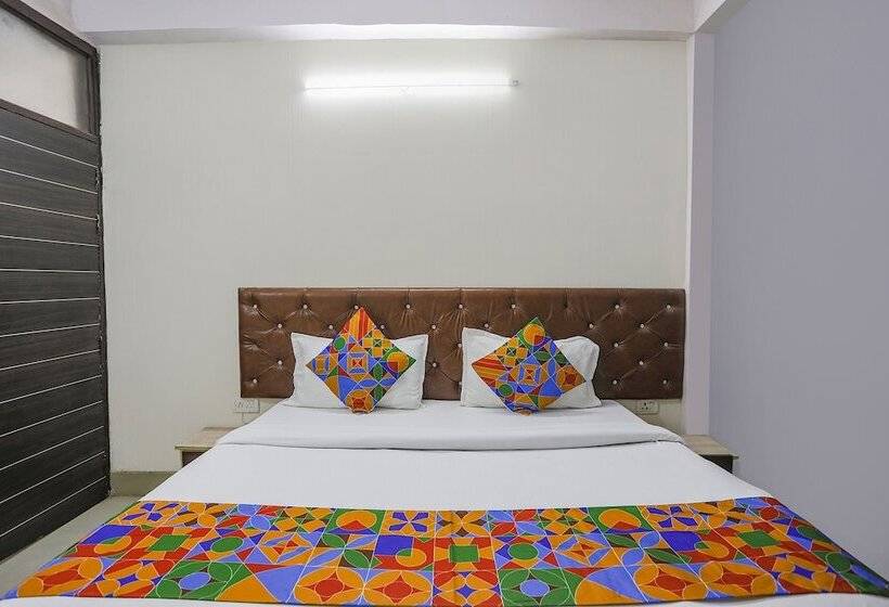 בית מלון כפרי Fabexpress Dream Town