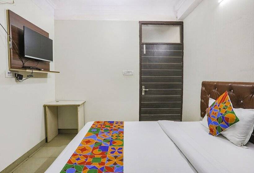 בית מלון כפרי Fabexpress Dream Town