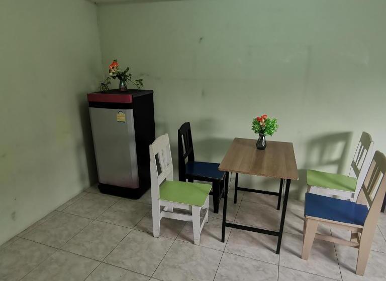 Otel Haadrin Village Fullmoon