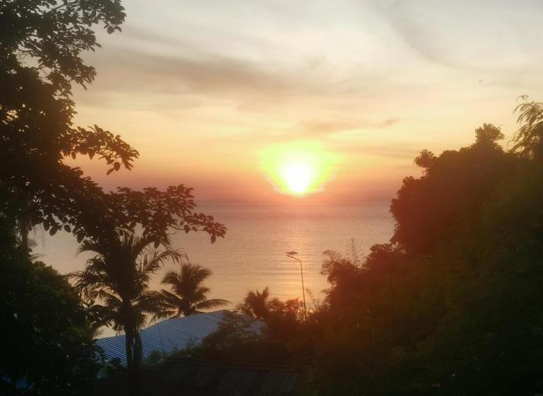 Otel Haadrin Village Fullmoon