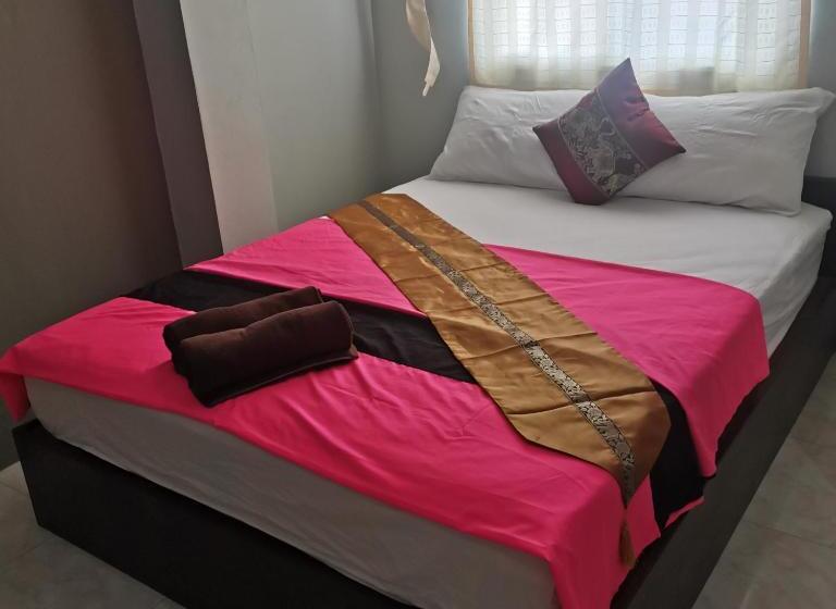 Otel Haadrin Village Fullmoon