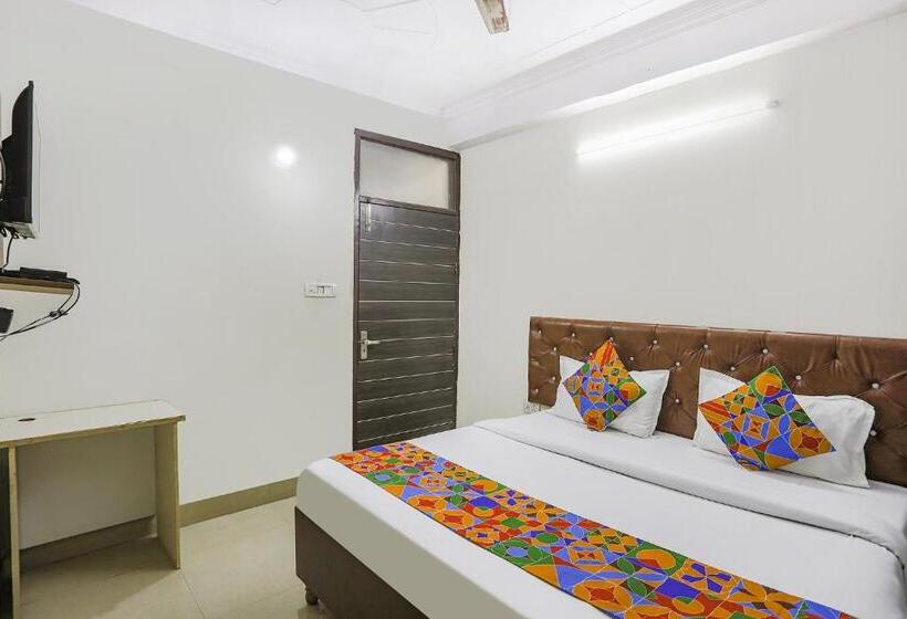 בית מלון כפרי Fabexpress Dream Town