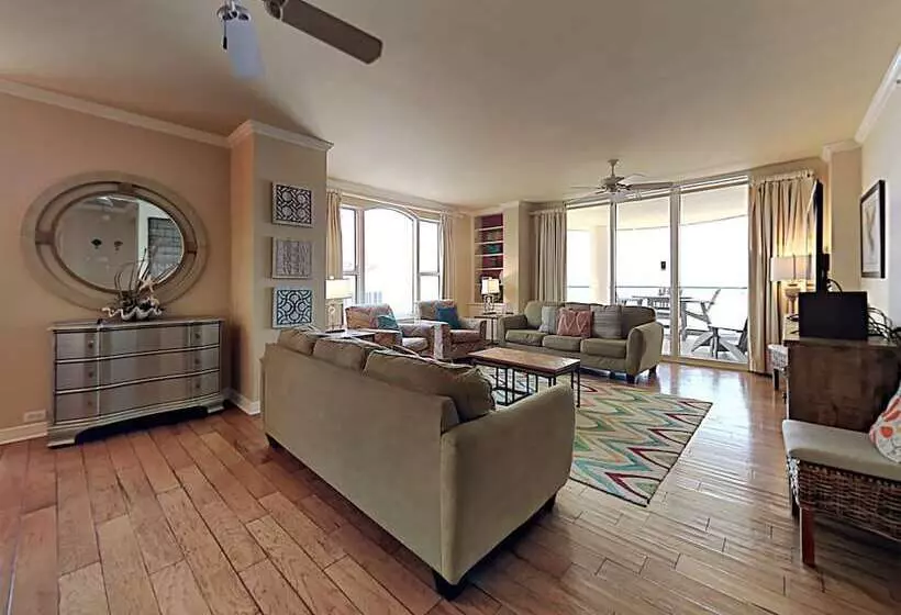 Beach Colony East By Southern Vacation Rentals